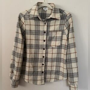 Buckle BKE(XS-S)woman’s western Plaid beige gray cream button up flannel shacket